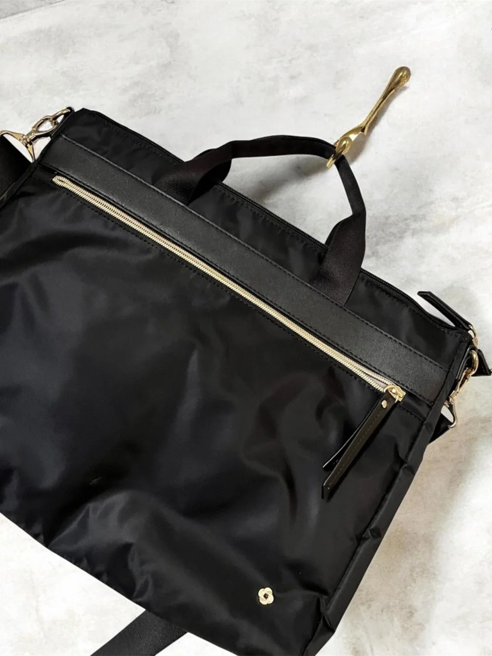 Samsonite Unisex Black Laptop Messenger Bag